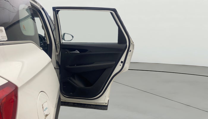 2020 MG HECTOR SMART HYBRID 1.5 PETROL, Petrol, Manual, 39,286 km, RHS Rear Door