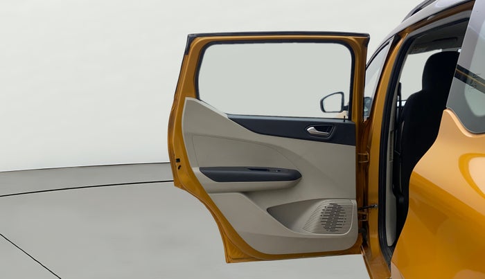 2022 Renault TRIBER RXZ AMT DUAL TONE, Petrol, Automatic, 24,010 km, LHS Rear Door