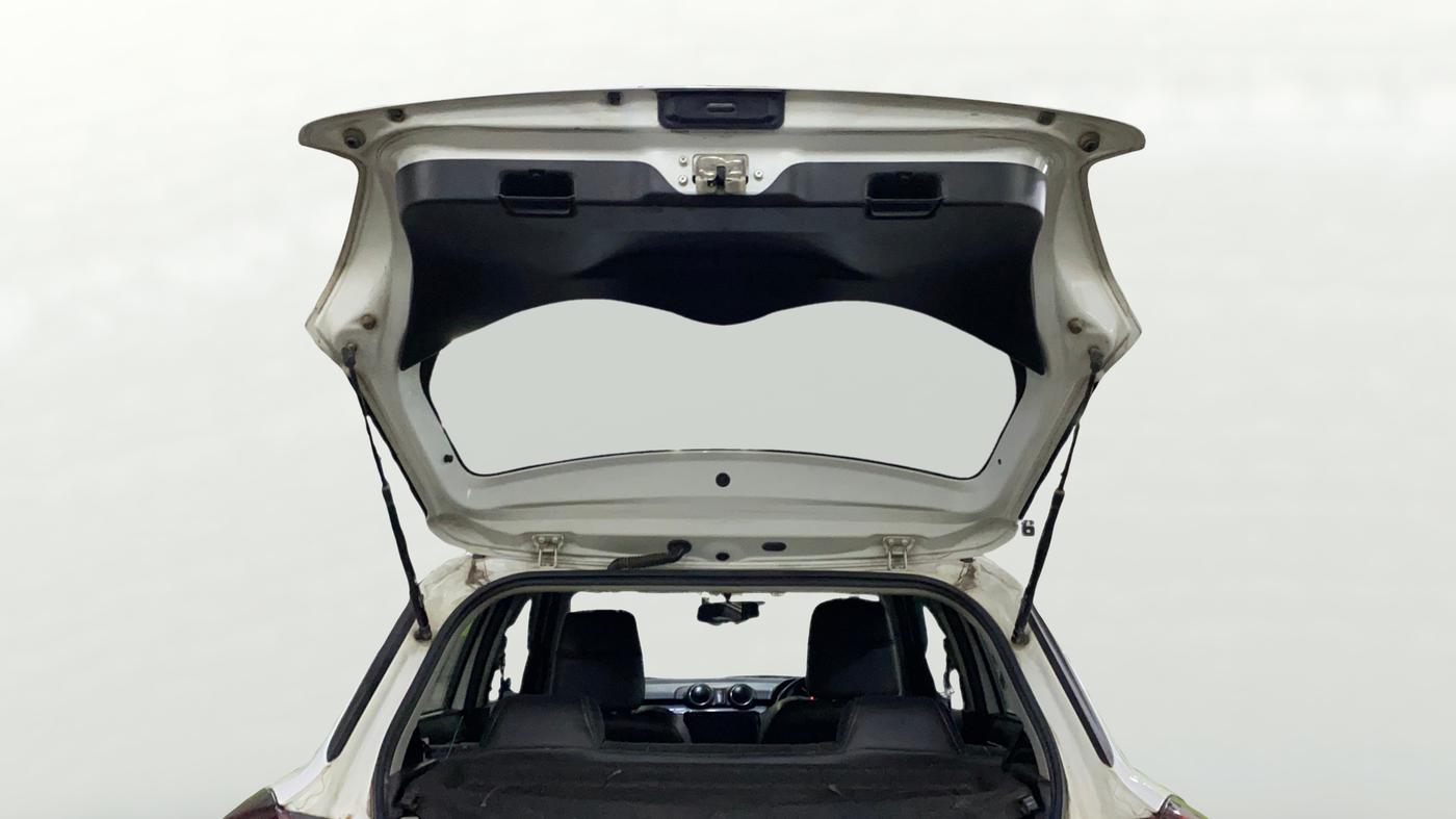 2020 Maruti Swift VXI, Petrol, Manual, 88,473 km, Boot Door Open