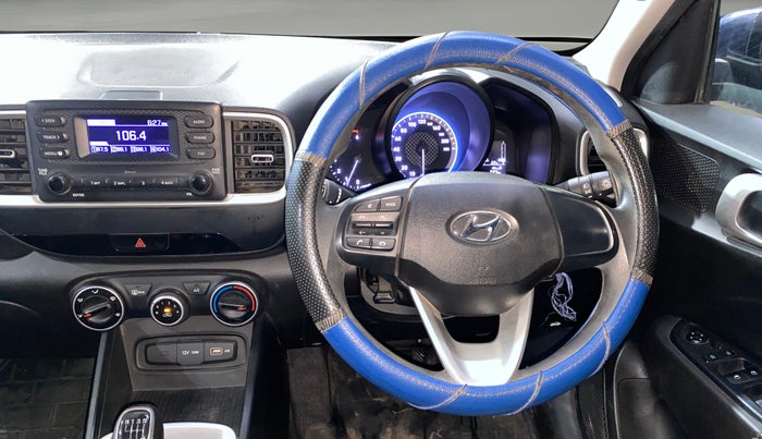2022 Hyundai VENUE S (O) MT 1.5 CRDI, Diesel, Manual, 52,748 km, Steering Wheel Close Up