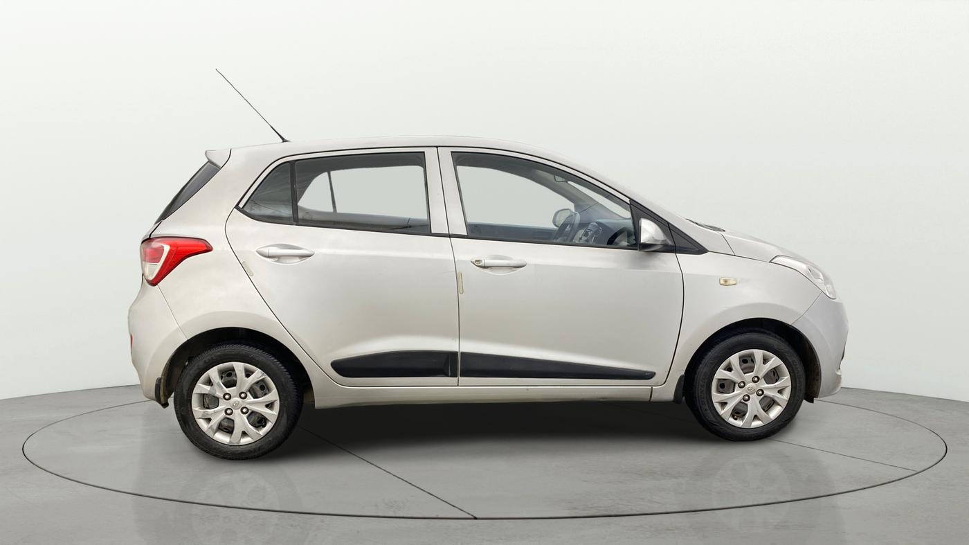 2015 Hyundai Grand i10 MAGNA 1.2 KAPPA VTVT, Petrol, Manual, 38,636 km, Right Side View