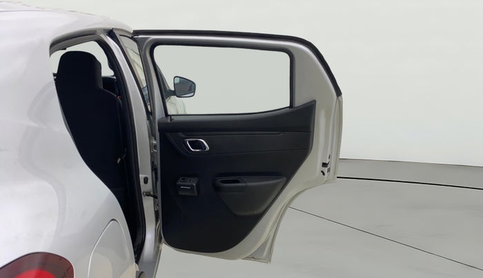 2019 Renault Kwid RXT 1.0 AMT (O), Petrol, Automatic, 28,924 km, RHS Rear Door