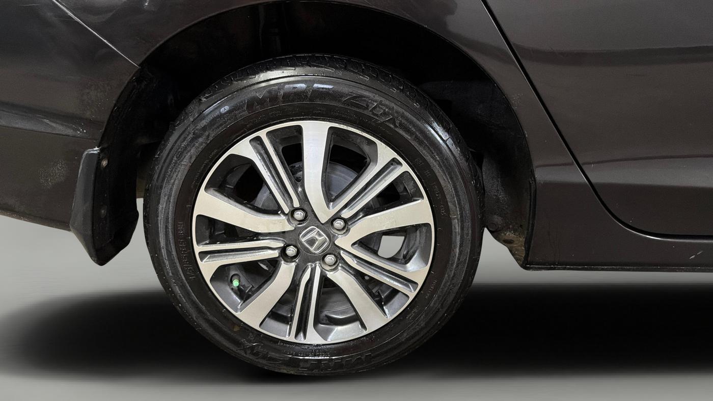 2021 Honda City 1.5L I-VTEC V MT 4TH GEN, Petrol, Manual, 52,113 km, Right Rear Wheel
