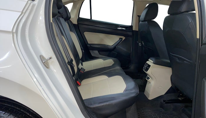 2022 Skoda SLAVIA STYLE 1.0L TSI AT, Petrol, Automatic, 33,393 km, Right Side Rear Door Cabin