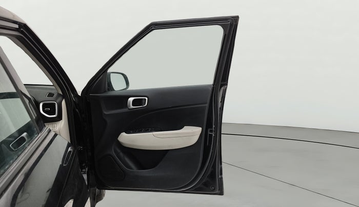 2023 Hyundai VENUE SX (O) 1.0 TURBO DCT, Petrol, Automatic, 34,178 km, RHS Front Door