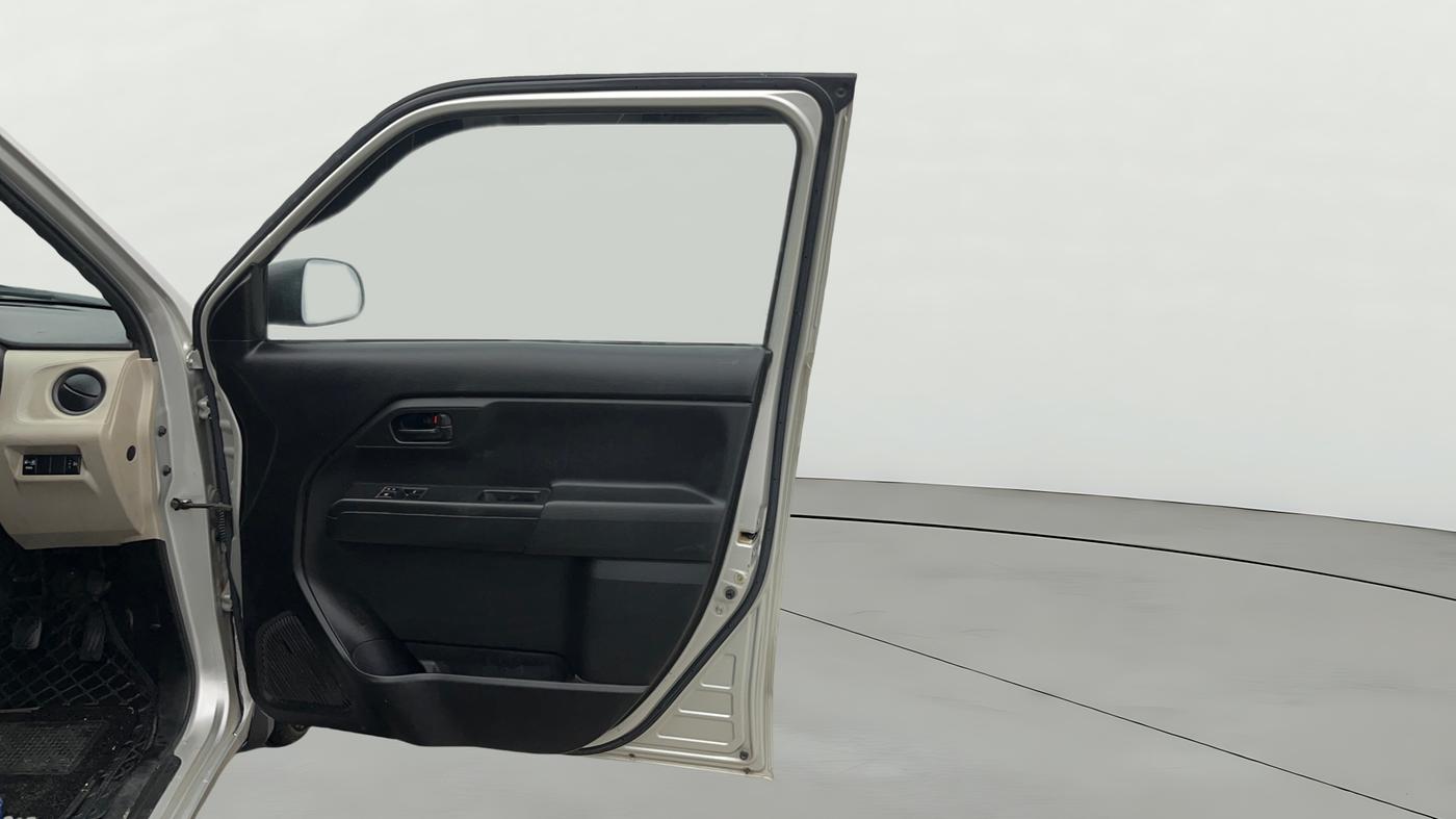 2022 Maruti New Wagon-R LXI CNG (O) 1.0, CNG, Manual, 84,138 km, RHS Front Door