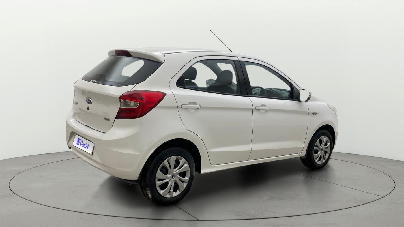 2015 Ford New Figo TREND 1.5L DIESEL, Diesel, Manual, 1,01,193 km, Right Back Diagonal
