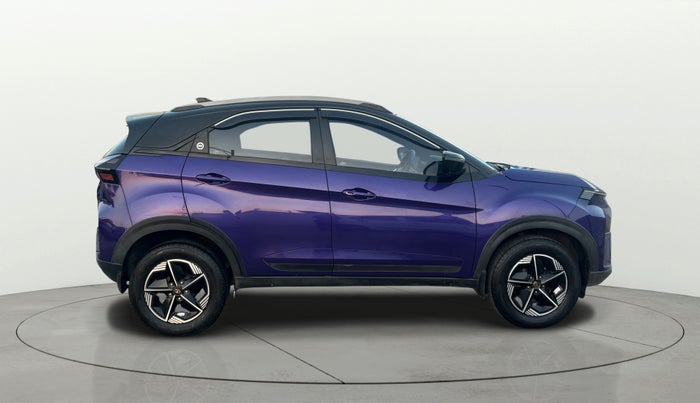 2023 Tata NEXON FEARLESS PURPLE + SUNROOF DUAL TONE 1.2 PETROL, Petrol, Manual, 28,568 km, Right Side View