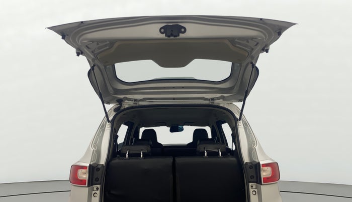 2019 Renault TRIBER RXT, Petrol, Manual, 31,668 km, Boot Door Open