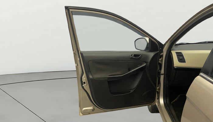 2014 Tata Zest XMS PETROL, Petrol, Manual, 33,924 km, LHS Front Door