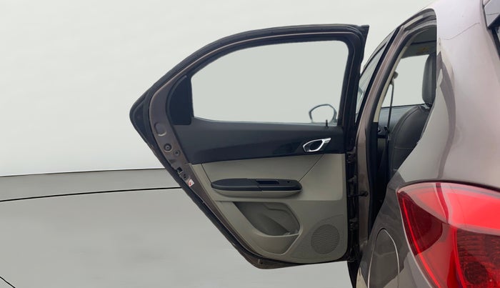 2017 Tata Tiago XZ PETROL, Petrol, Manual, 27,861 km, LHS Rear Door