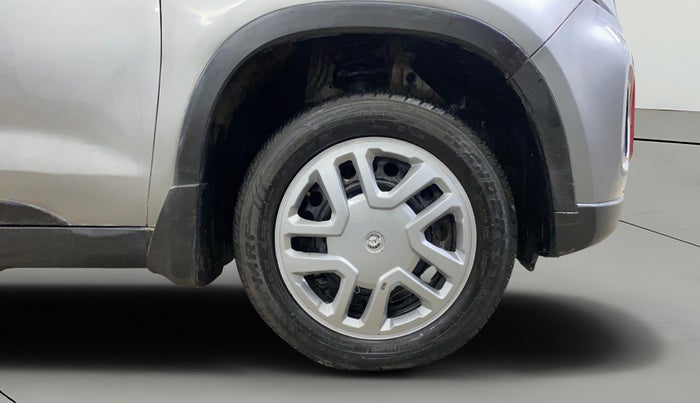2021 Maruti Vitara Brezza VXI, Petrol, Manual, 79,631 km, Right Front Wheel