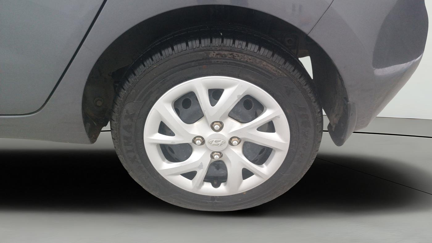 2018 Hyundai Grand i10 MAGNA 1.2 KAPPA VTVT, Petrol, Manual, 23,415 km, Left Rear Wheel