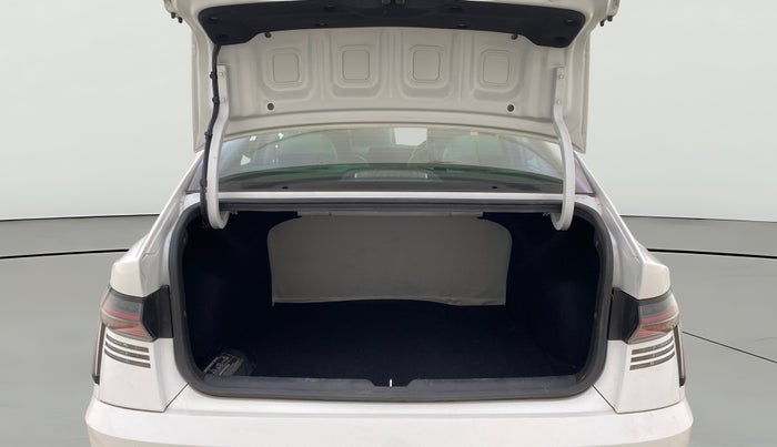 2023 Hyundai Verna SX 1.5 l MPI, Petrol, Manual, 15,313 km, Boot Open Zoomed View