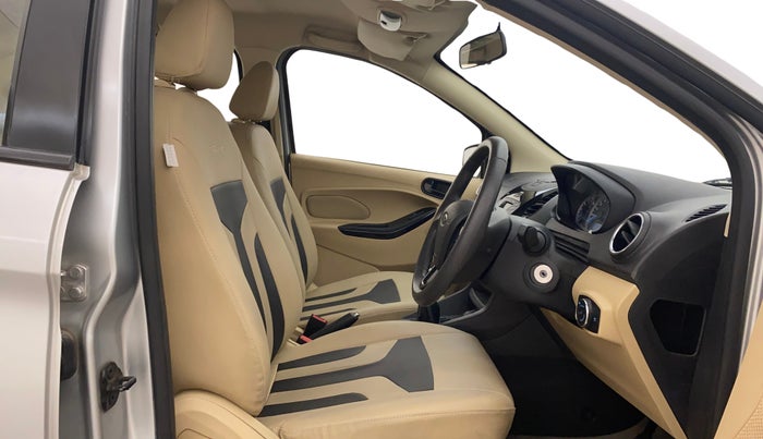 2017 Ford Figo Aspire TITANIUM1.5 DIESEL, Diesel, Manual, 58,079 km, Right Side Front Door Cabin