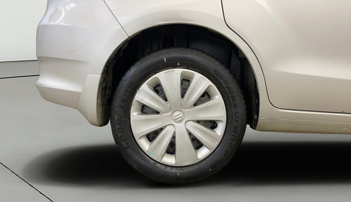 2016 Maruti Ertiga VXI, Petrol, Manual, 25,159 km, Right Rear Wheel