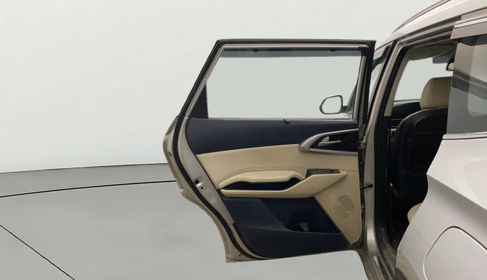 2023 KIA CARENS LUXURY 1.5 TURBO PETROL IMT 7 STR, Petrol, Manual, 60,141 km, LHS Rear Door