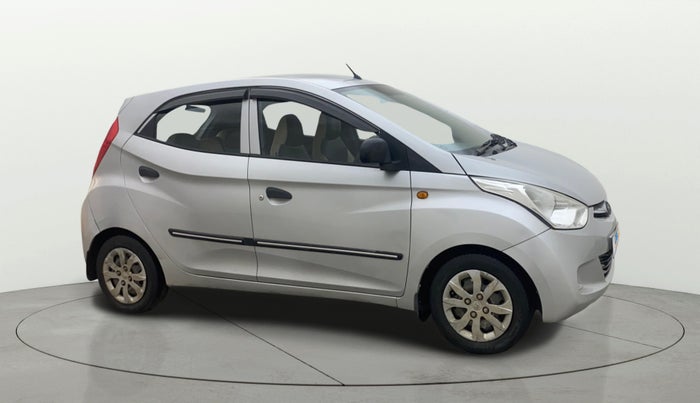 2016 Hyundai Eon MAGNA +, Petrol, Manual, 73,009 km, Right Front Diagonal