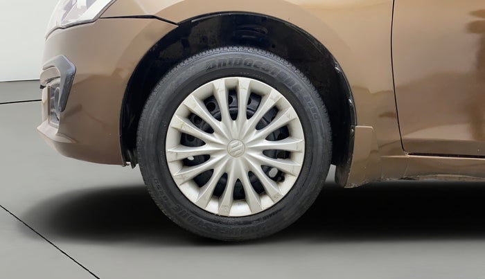 2016 Maruti Ciaz VXI+, Petrol, Manual, 1,34,667 km, Left Front Wheel