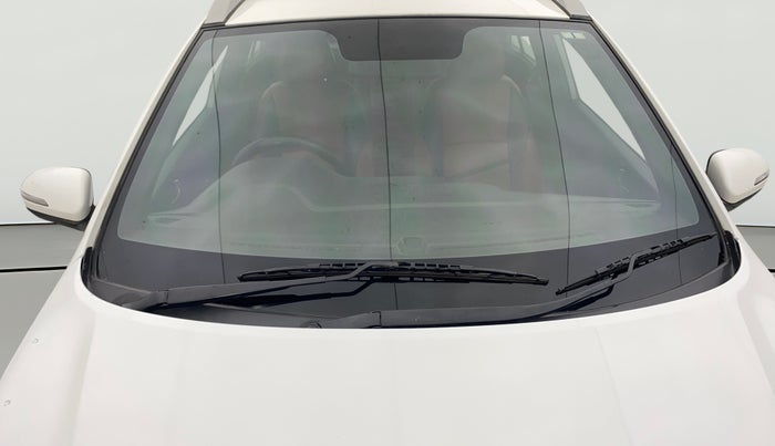 2015 Hyundai i20 Active 1.2 SX, Petrol, Manual, 1,00,190 km, Front Windshield