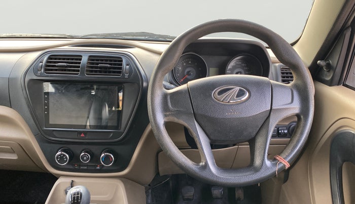 2016 Mahindra TUV300 T4, Diesel, Manual, 91,399 km, Steering Wheel Close Up