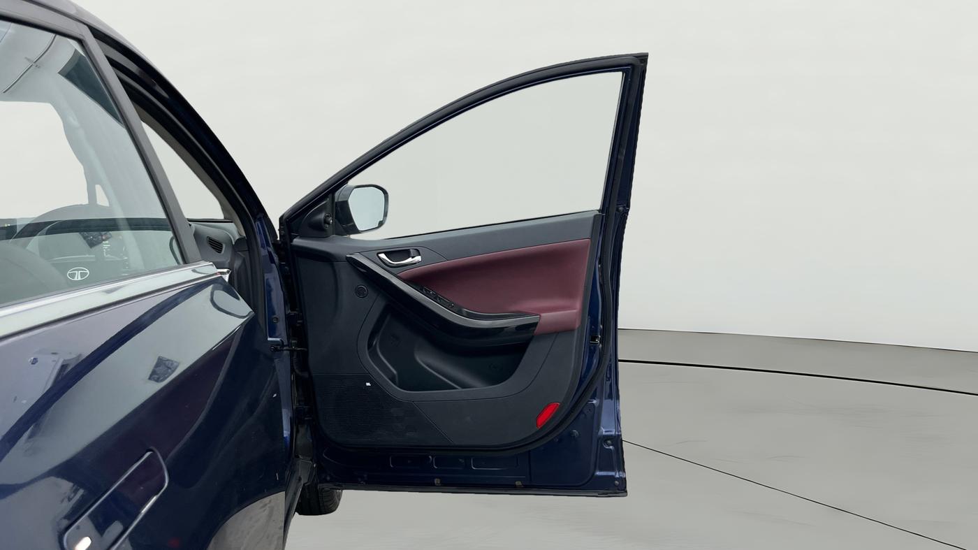 2024 Tata Curvv Accomplished S 1.2 Petrol 7DCA, Petrol, Automatic, 1,401 km, RHS Front Door