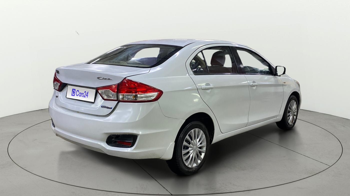 2016 Maruti Ciaz VDI+ SHVS, Diesel, Manual, 1,02,110 km, Right Back Diagonal