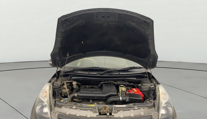 2017 Maruti Swift Dzire VDI, Diesel, Manual, 1,00,280 km, Open Bonet