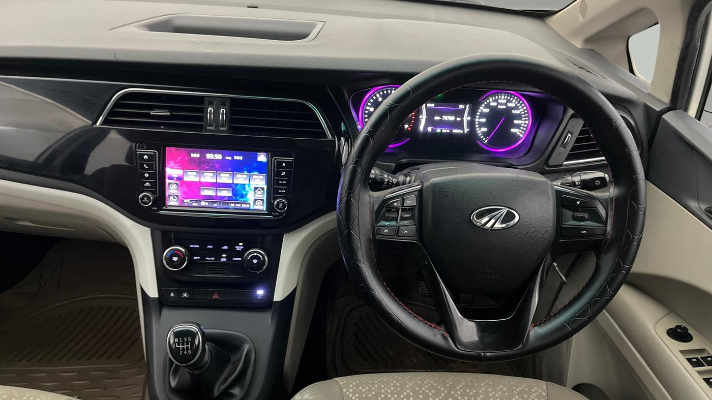 2021 Mahindra MARAZZO M 6 + 7 STR, Diesel, Manual, 79,760 km, Steering Wheel Close Up