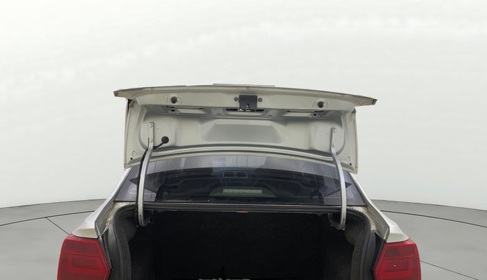 2017 Volkswagen Ameo COMFORTLINE 1.5L, Diesel, Manual, 68,636 km, Boot Door Open