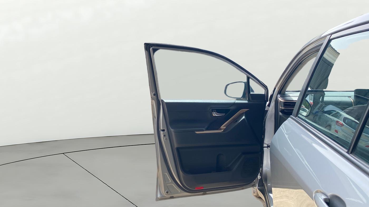 2023 Maruti Invicto ZETA PLUS 8 STR STRONG HYBRID, Hybrid, Automatic, 17,305 km, LHS Front Door