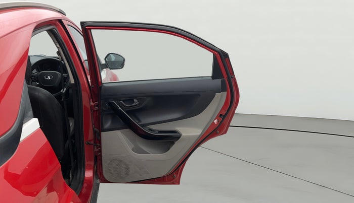 2019 Tata NEXON XM PETROL, CNG, Manual, 59,707 km, RHS Rear Door