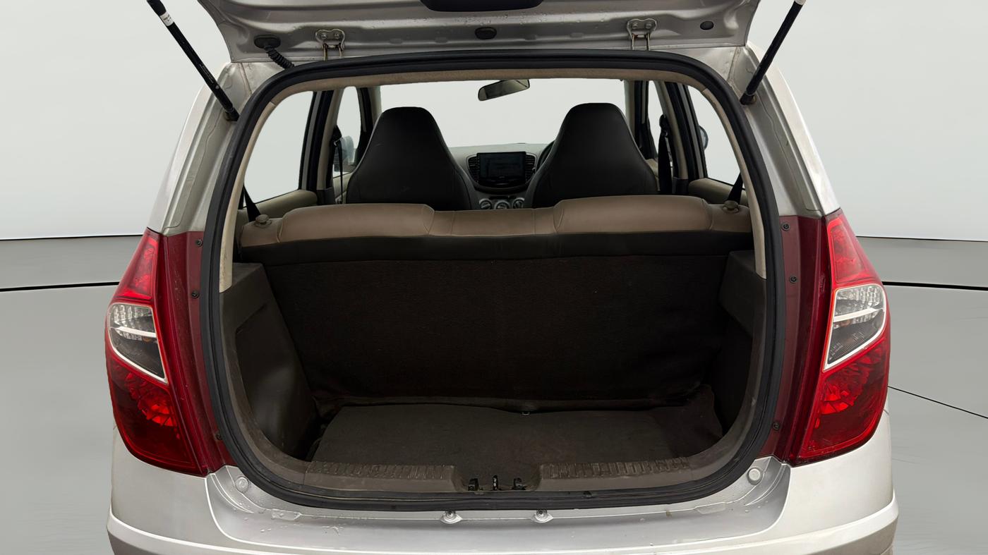 2016 Hyundai i10 MAGNA 1.2, Petrol, Manual, 65,737 km, Boot Open Zoomed View