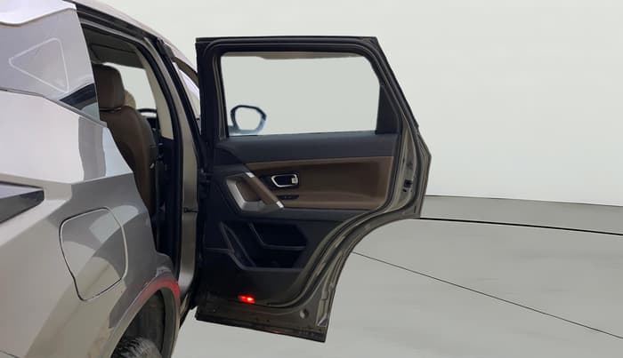 2019 Tata Harrier XZ 2.0L, Diesel, Manual, 75,515 km, RHS Rear Door
