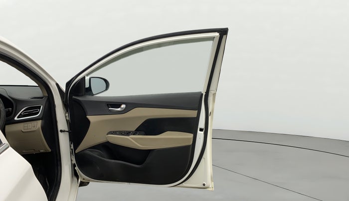 2021 Hyundai Verna SX 1.5 VTVT, Petrol, Manual, 63,756 km, RHS Front Door