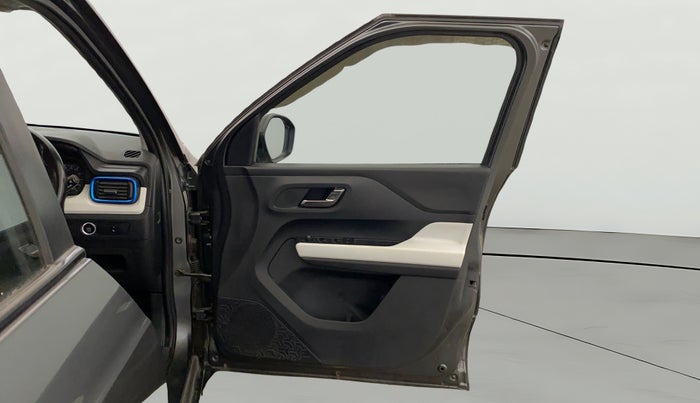 2022 Tata PUNCH CREATIVE  AMT, Petrol, Automatic, 45,186 km, RHS Front Door