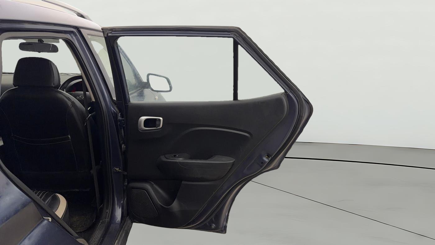 2022 Hyundai VENUE S 1.2, Petrol, Manual, 73,770 km, RHS Rear Door