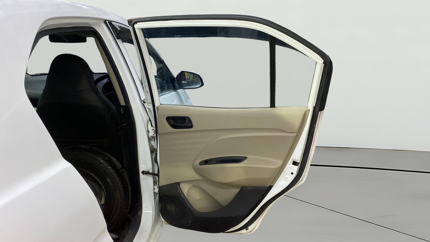 2022 Hyundai NEW SANTRO SPORTZ EXECUTIVE MT CNG, CNG, Manual, 25,566 km, RHS Rear Door