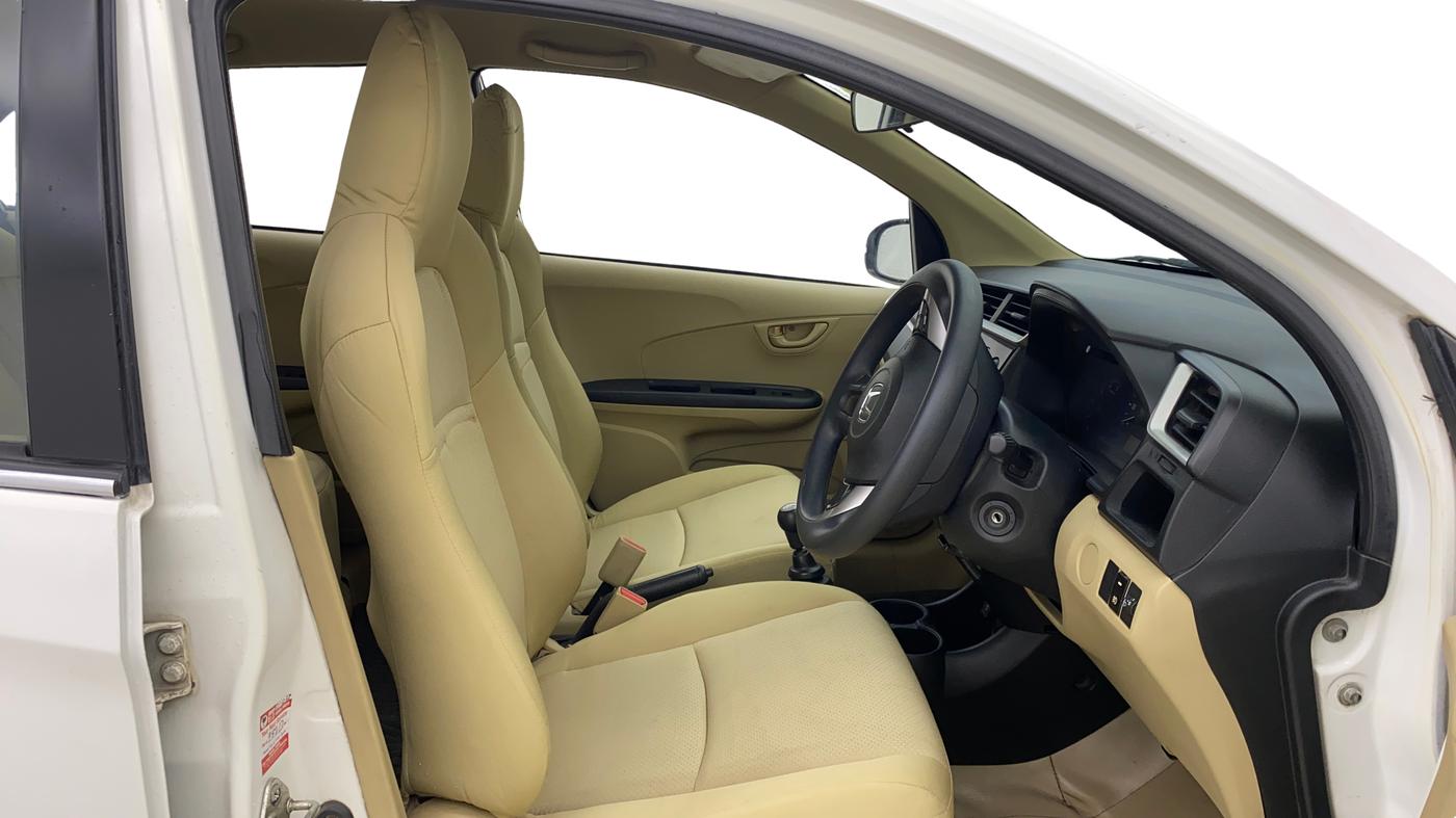2017 Honda Amaze 1.5L I-DTEC S, Diesel, Manual, 1,13,855 km, Right Side Front Door Cabin