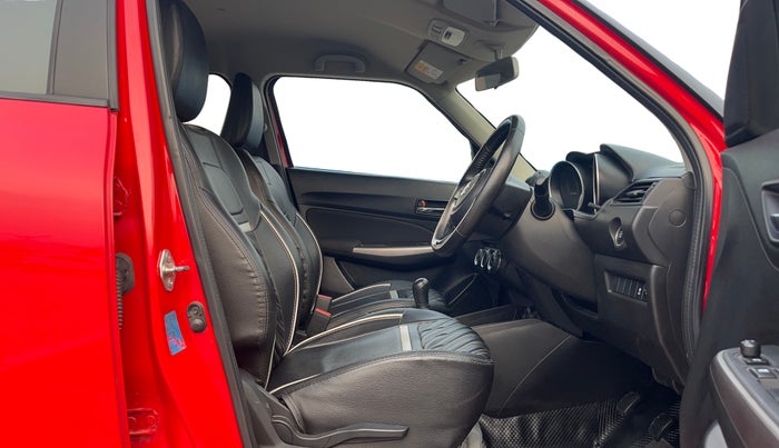 2023 Maruti Swift ZXI, Petrol, Manual, 43,314 km, Right Side Front Door Cabin