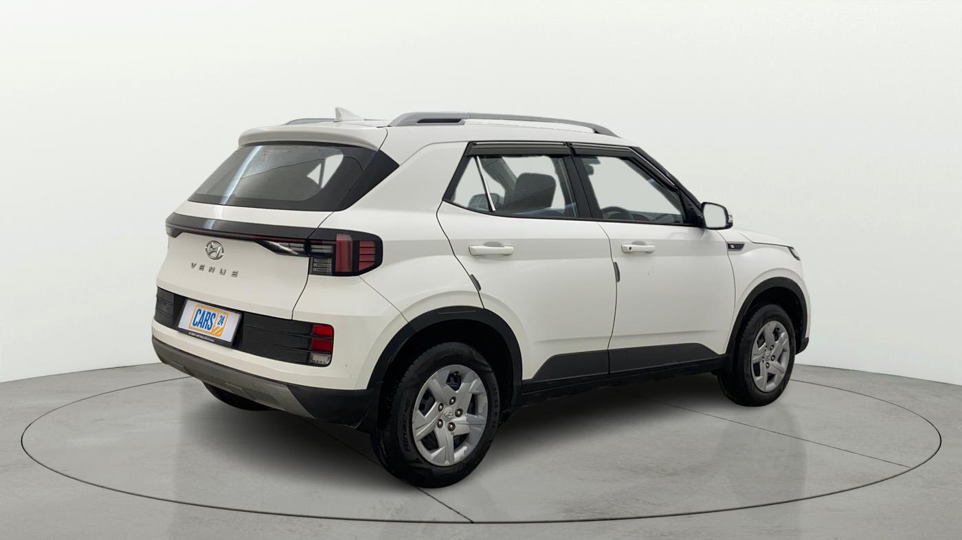 2022 Hyundai VENUE S(O) 1.2, Petrol, Manual, 24,974 km, Right Back Diagonal