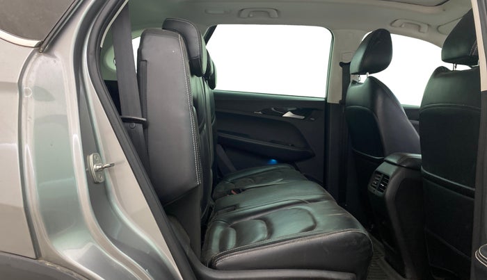 2021 MG HECTOR SHARP 1.5 DCT PETROL, Petrol, Automatic, 19,039 km, Right Side Rear Door Cabin