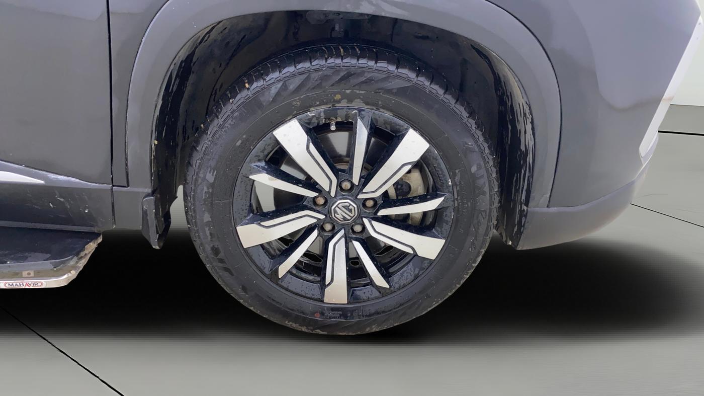 2019 MG HECTOR SHARP 1.5 DCT PETROL, CNG, Automatic, 89,506 km, Right Front Wheel