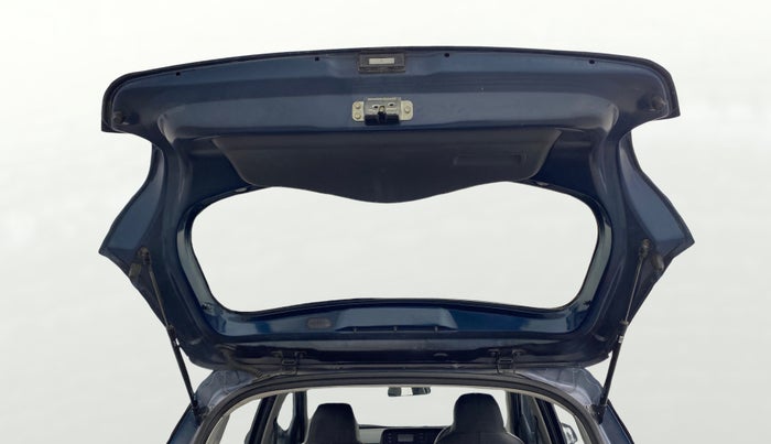 2021 Hyundai GRAND I10 NIOS MAGNA AMT 1.2 KAPPA VTVT, Petrol, Automatic, 1,00,812 km, Boot Door Open