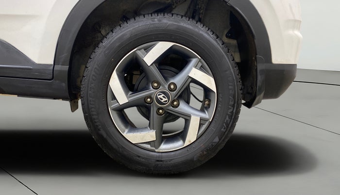 2021 Hyundai VENUE SX PLUS 1.0 TURBO DCT, Petrol, Automatic, 1,06,047 km, Left Rear Wheel