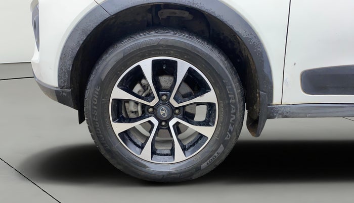 2021 Tata NEXON XZA PLUS PETROL, Petrol, Automatic, 59,832 km, Left Front Wheel