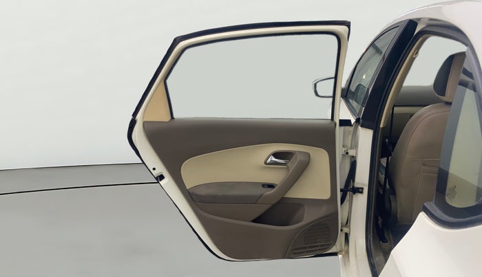 2012 Skoda Rapid AMBITION 1.6 TDI CR MT PLUS, Diesel, Manual, 1,10,617 km, LHS Rear Door