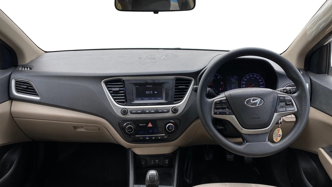 2018 Hyundai Verna 1.6 EX CRDI, Diesel, Manual, 80,426 km, Dashboard