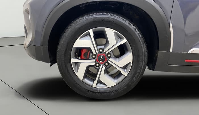 2022 KIA SONET GTX PLUS 1.0 DCT, Petrol, Automatic, 1,05,769 km, Left Front Wheel