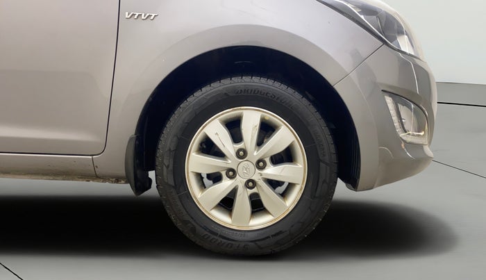 2013 Hyundai i20 SPORTZ 1.2, Petrol, Manual, 66,144 km, Right Front Wheel